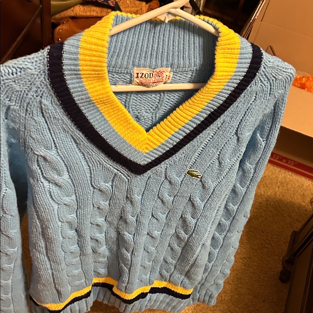 Izod Men’s Light Blue Cable-Knit V-Neck Sweater with Yellow Trim